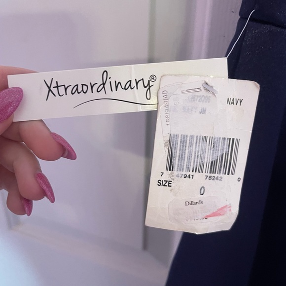 Formal navy dress - Picture 4 of 4